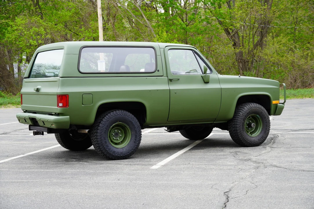 1986 Chevrolet K5 Blazer 2nd Gen - Image 5 of 31