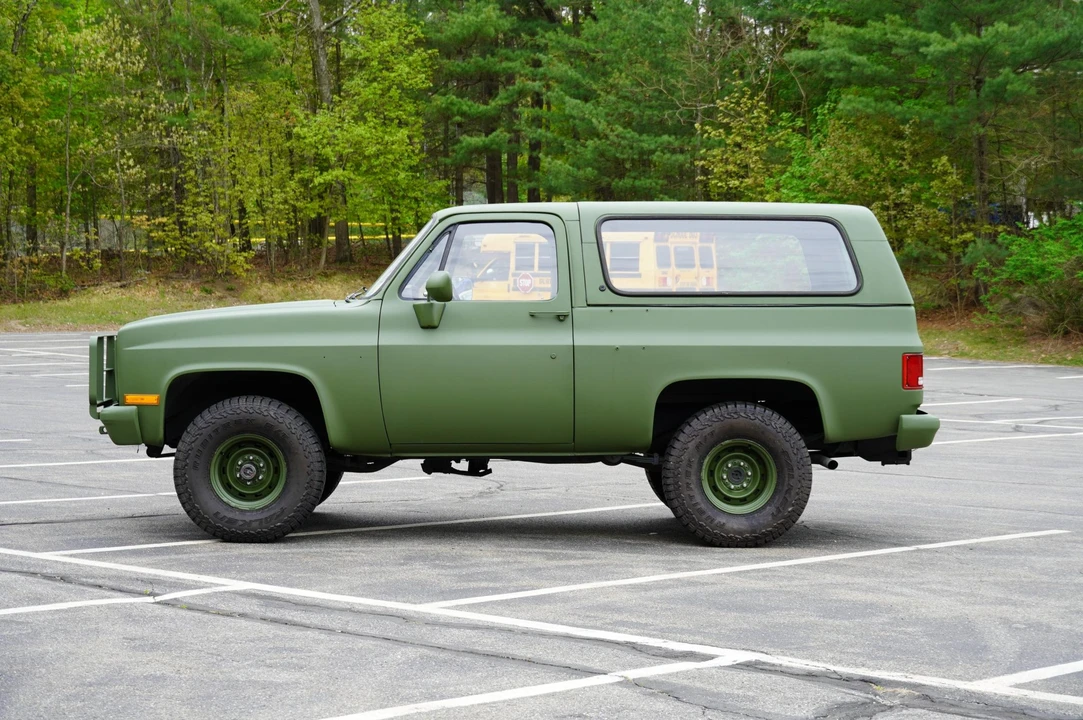 1986 Chevrolet K5 Blazer 2nd Gen - Image 14 of 31