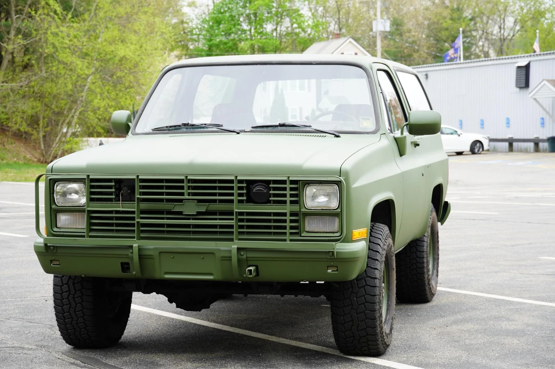 1986 Chevrolet K5 Blazer 2nd Gen - Image 19 of 31