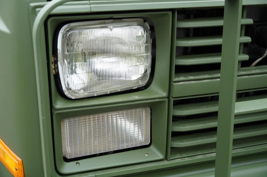 1986 Chevrolet K5 Blazer 2nd Gen - Image 23 of 31