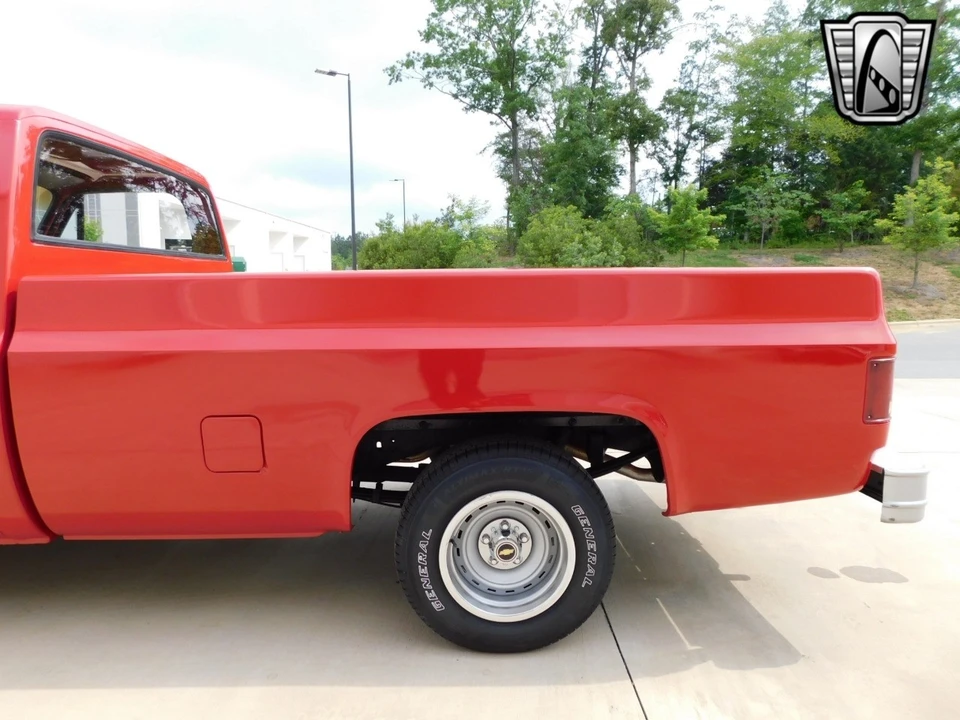 1986 Chevrolet C/K 3rd Gen - Image 9 of 21