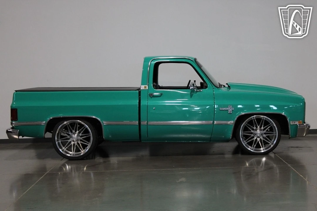 1986 Chevrolet C/K 3rd Gen - Image 18 of 21