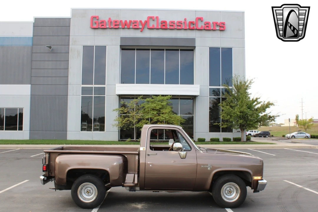 1986 Chevrolet C/K 3rd Gen - Image 8 of 12