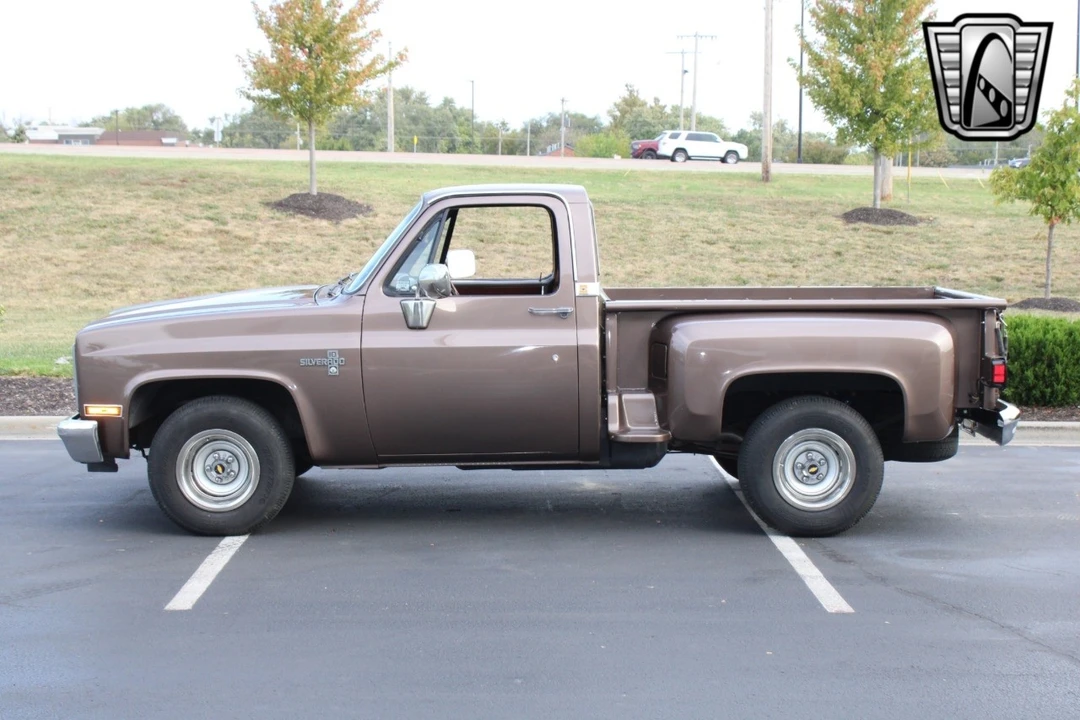 1986 Chevrolet C/K 3rd Gen - Image 3 of 12