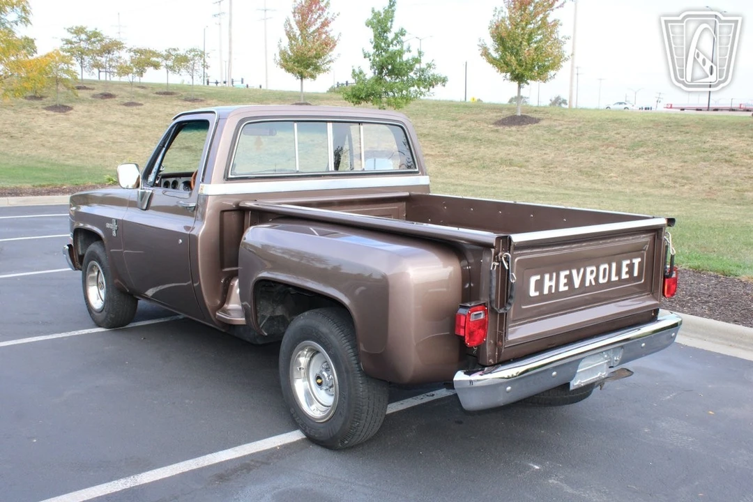 1986 Chevrolet C/K 3rd Gen - Image 4 of 12