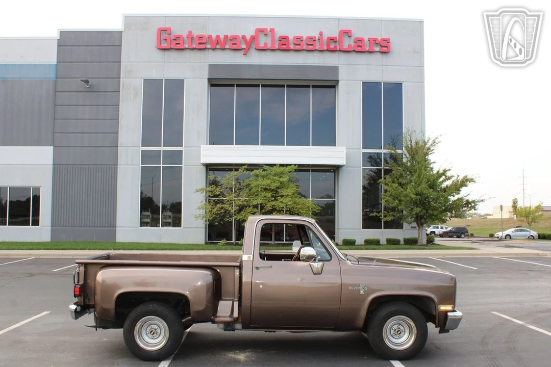1986 Chevrolet C/K 3rd Gen - Image 8 of 12