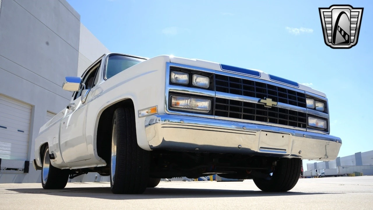 1986 Chevrolet C/K 3rd Gen - Image 7 of 21