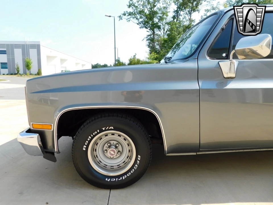 1986 Chevrolet C/K 3rd Gen - Image 7 of 12
