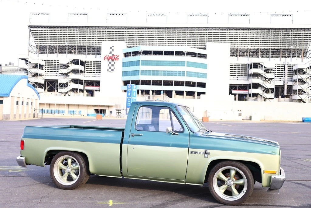 1986 Chevrolet C/K 3rd Gen - Image 2 of 12