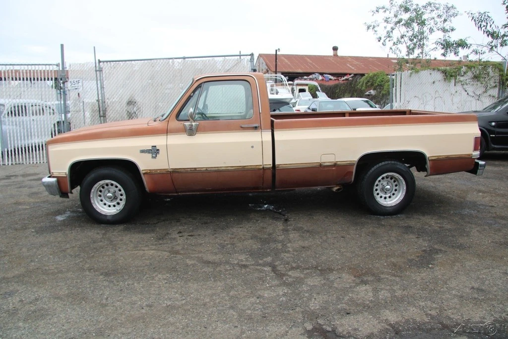 1986 Chevrolet C/K 3rd Gen - Image 3 of 21