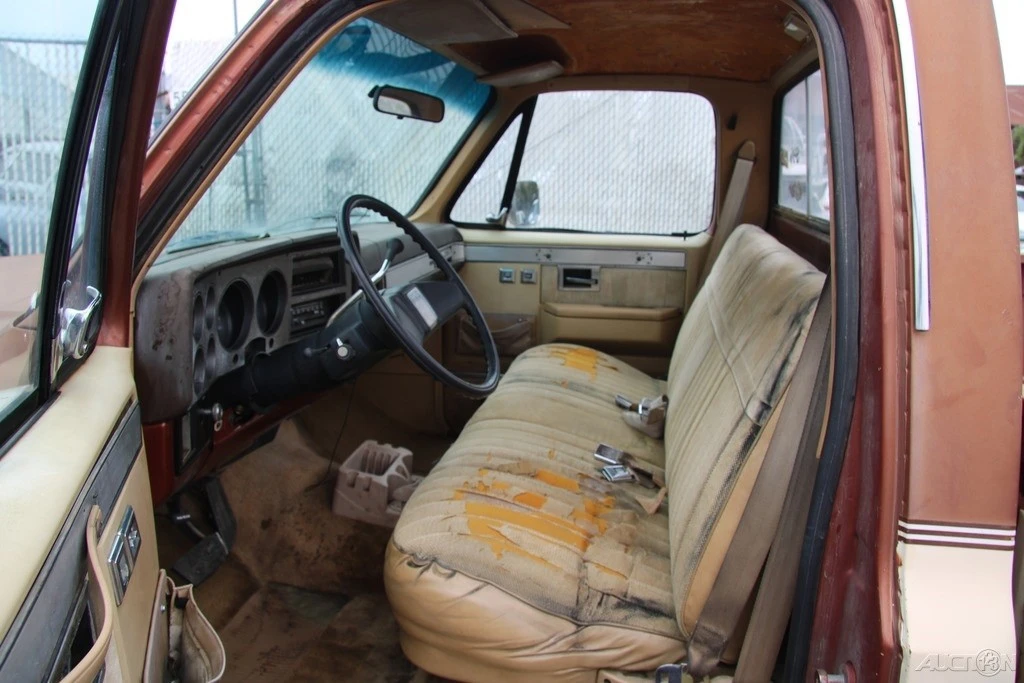 1986 Chevrolet C/K 3rd Gen - Image 10 of 21