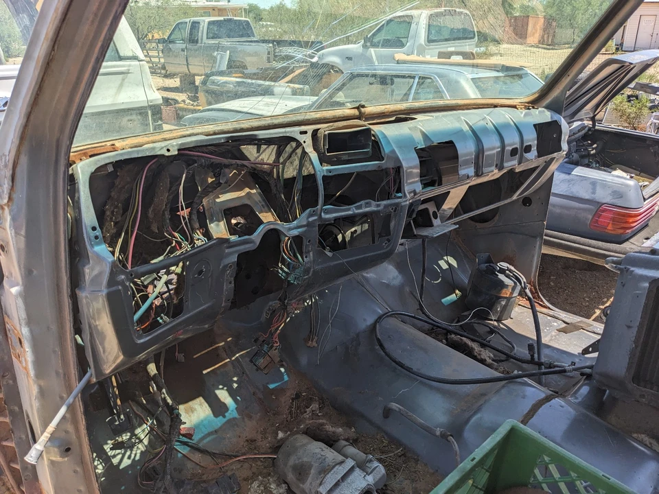 1986 Chevrolet C/K 3rd Gen - Image 3 of 31