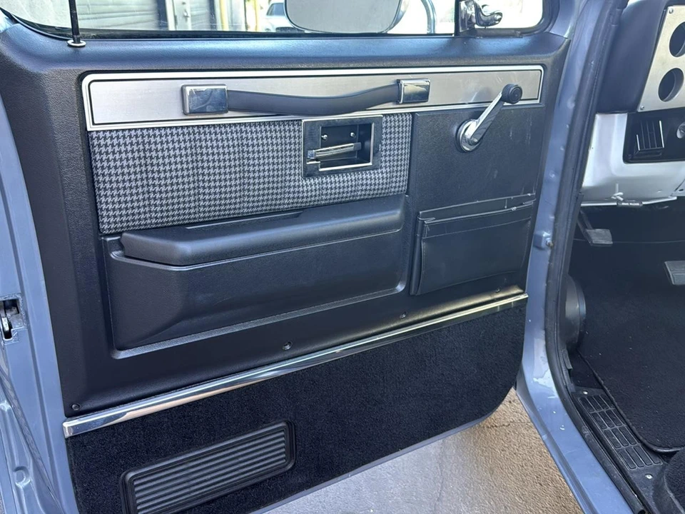 1986 Chevrolet C/K 3rd Gen - Image 10 of 31