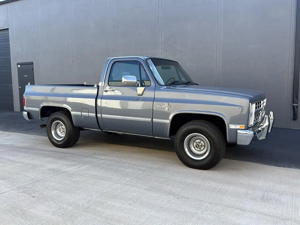 1986 Chevrolet C/K 3rd Gen - Image 2 of 31