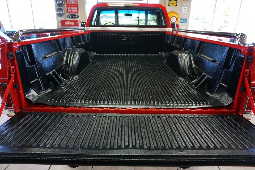 1986 Chevrolet C/K 3rd Gen - Image 9 of 21