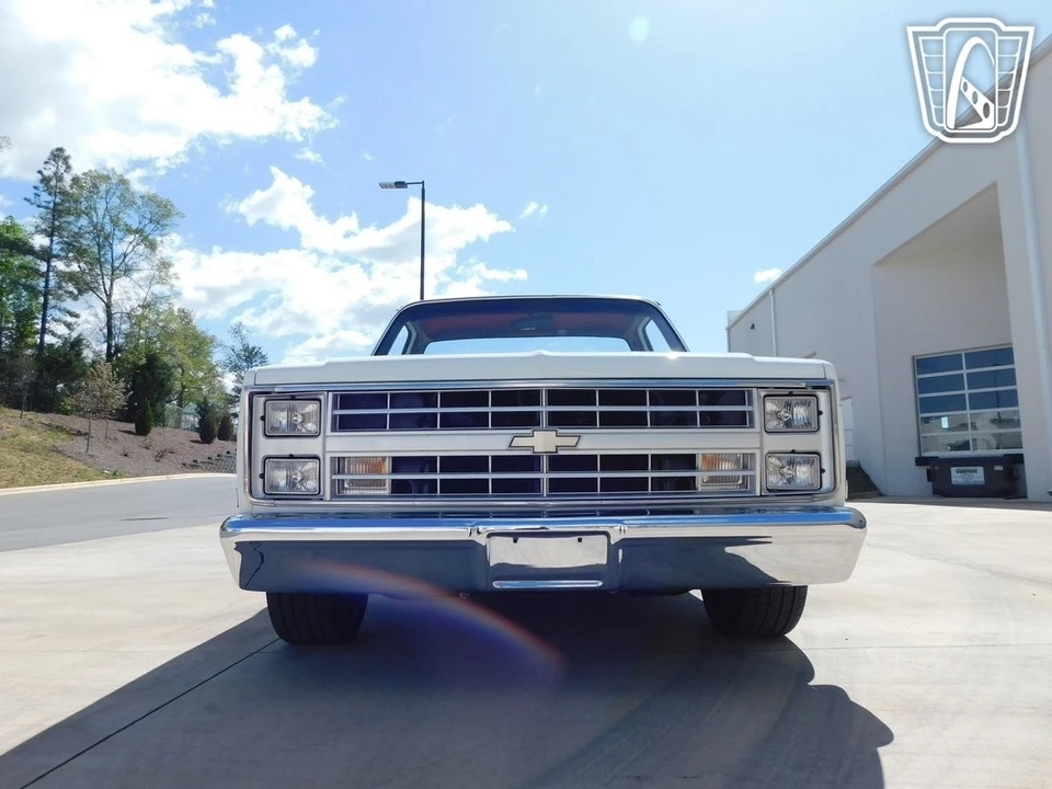 1986 Chevrolet C/K 3rd Gen - Image 4 of 12