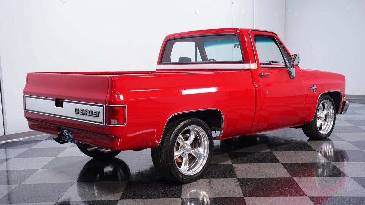 1986 Chevrolet C/K 3rd Gen - Image 11 of 21