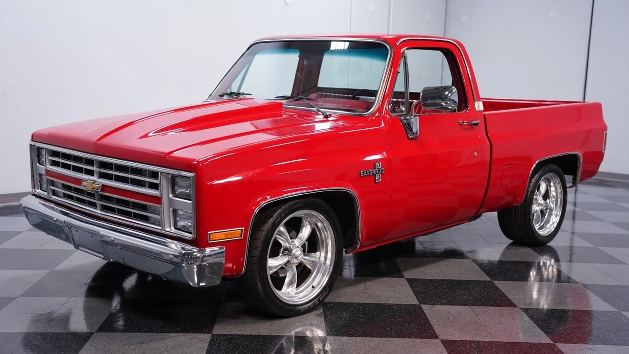 1986 Chevrolet C/K 3rd Gen - Image 6 of 21