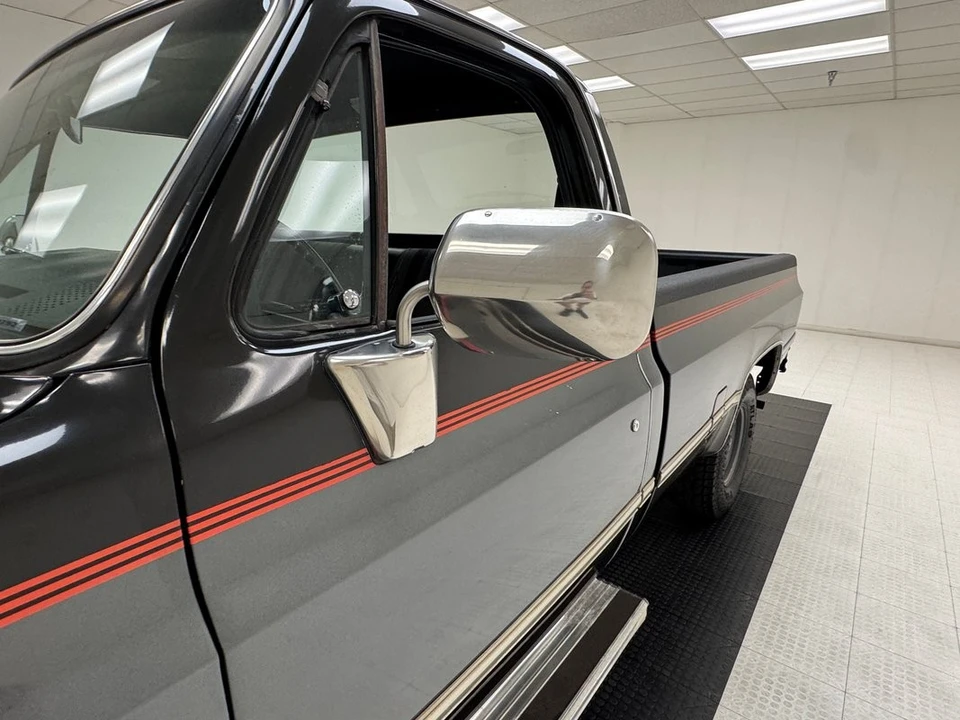 1986 Chevrolet C/K 3rd Gen - Image 16 of 31