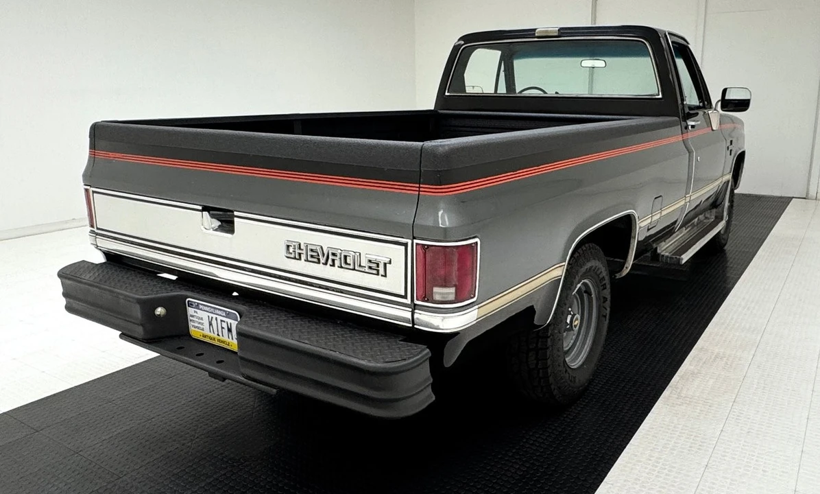 1986 Chevrolet C/K 3rd Gen - Image 5 of 31