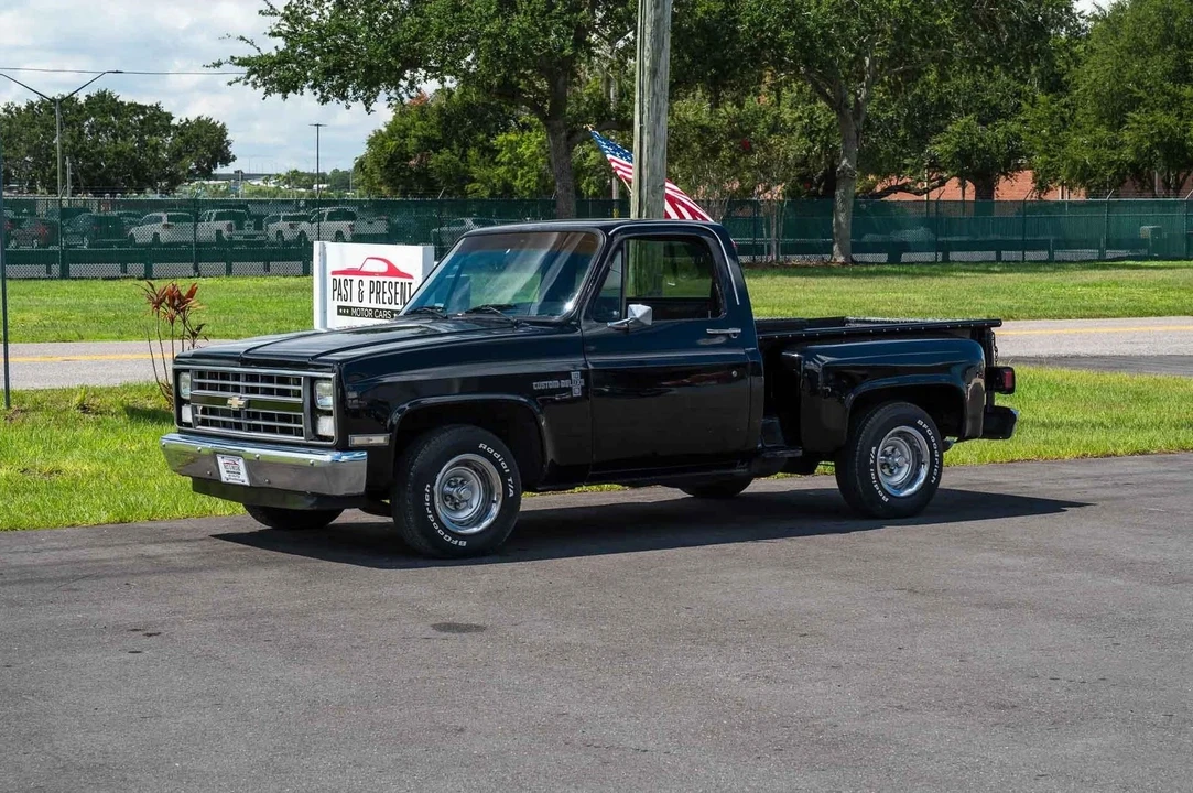 1986 Chevrolet C/K 3rd Gen - Image 11 of 21