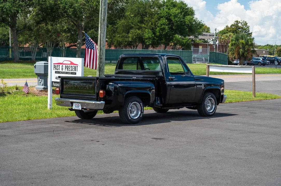 1986 Chevrolet C/K 3rd Gen - Image 6 of 21