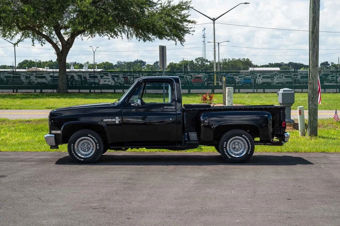 1986 Chevrolet C/K 3rd Gen - Image 2 of 21