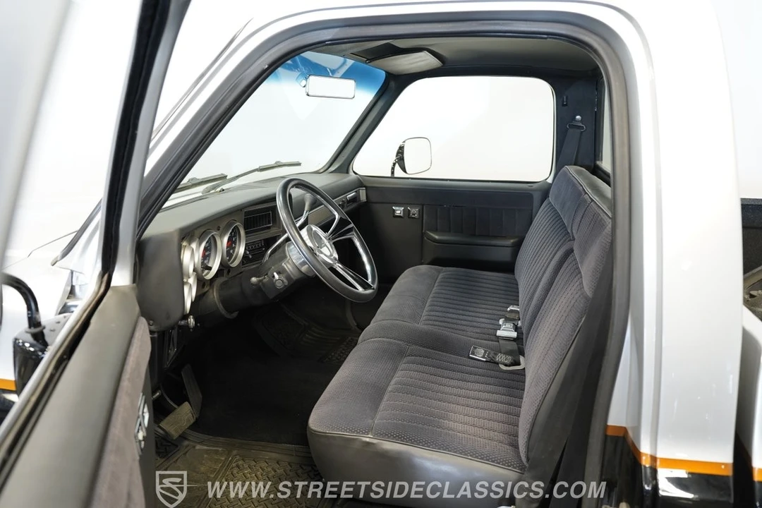 1986 Chevrolet C/K 3rd Gen - Image 3 of 12