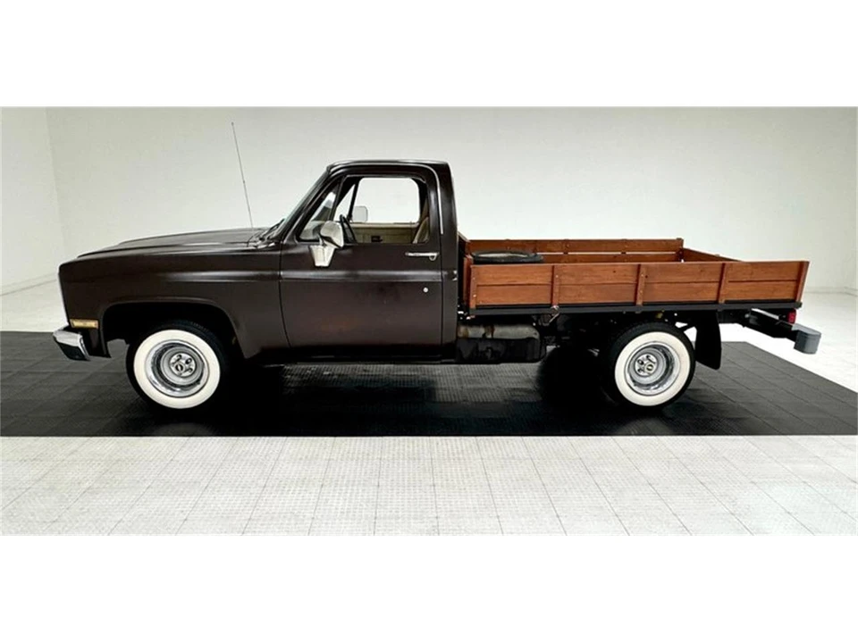1986 Chevrolet C/K 3rd Gen - Image 2 of 31