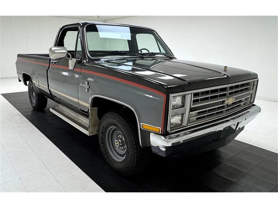 1986 Chevrolet C/K 3rd Gen - Image 7 of 31