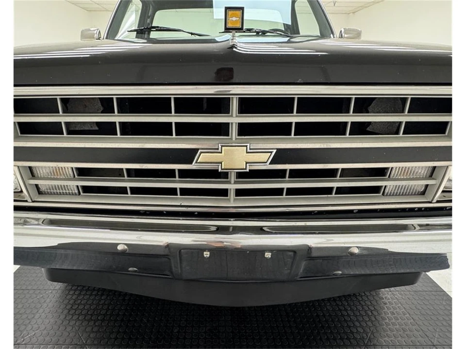 1986 Chevrolet C/K 3rd Gen - Image 9 of 31