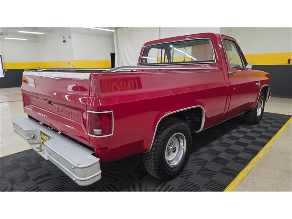 1986 Chevrolet C/K 3rd Gen - Image 4 of 31