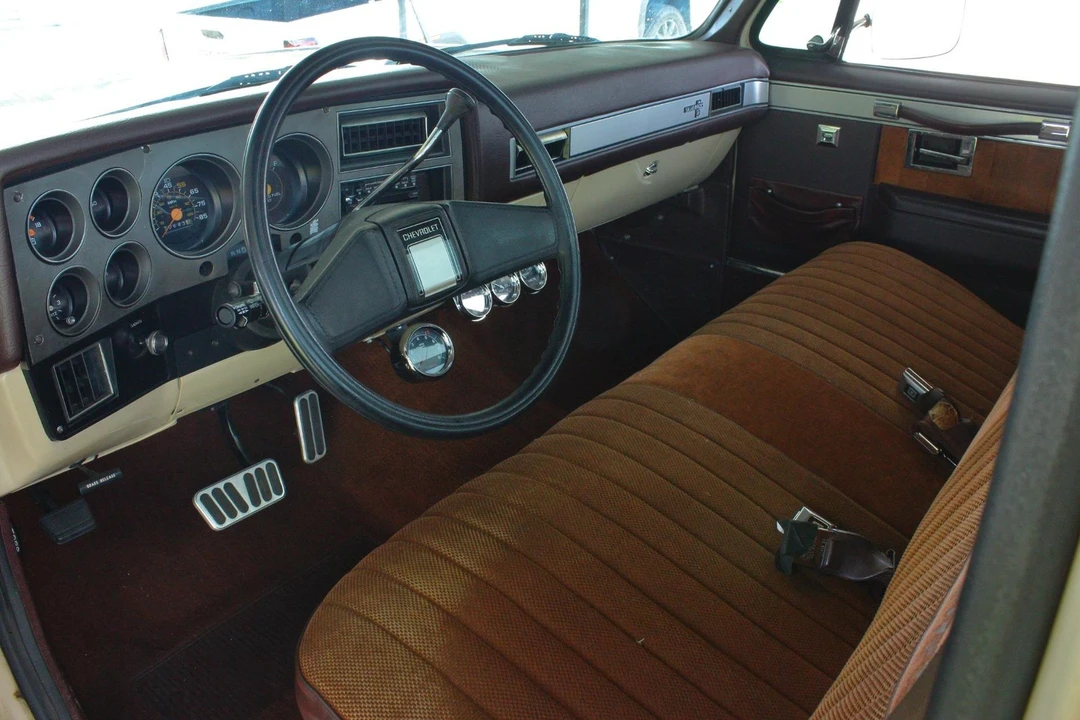 1986 Chevrolet C/K 3rd Gen - Image 10 of 31