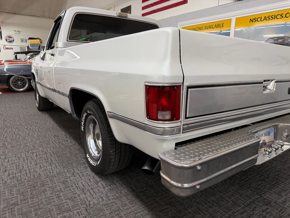 1986 Chevrolet - Image 22 of 31