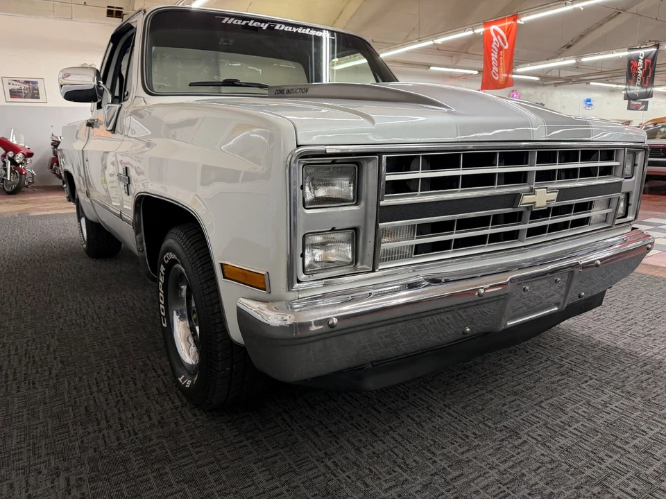 1986 Chevrolet C/K 3rd Gen - Image 10 of 21