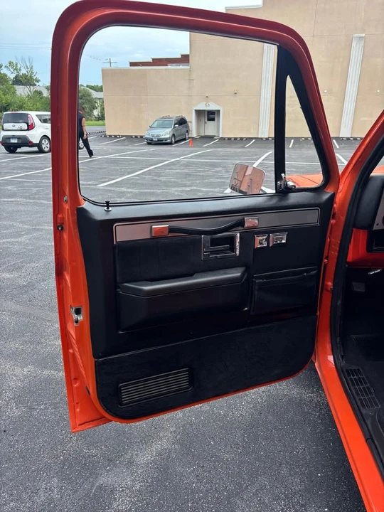 1986 Chevrolet C/K 3rd Gen - Image 10 of 16