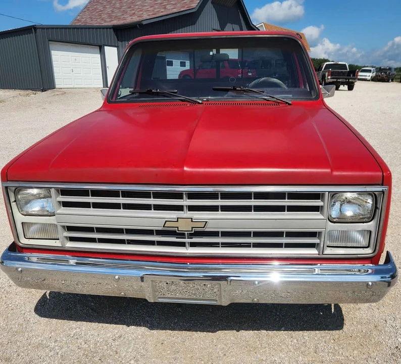 1986 Chevrolet C/K 3rd Gen - Image 2 of 10