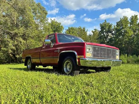 1986 Chevrolet C10 Custom Deluxe