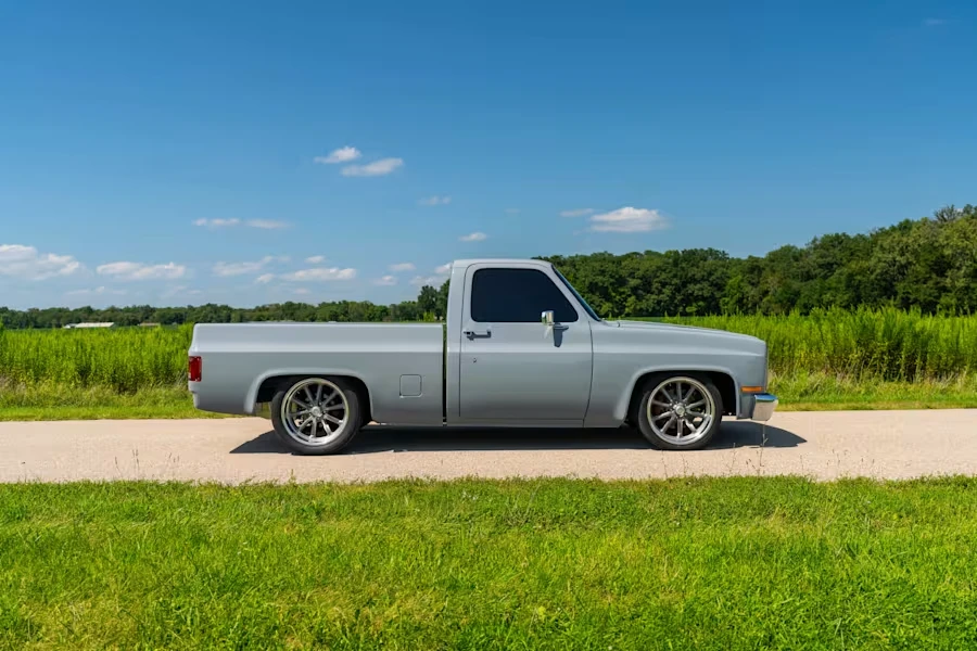 1986 Chevrolet C/K 3rd Gen - Image 2 of 31
