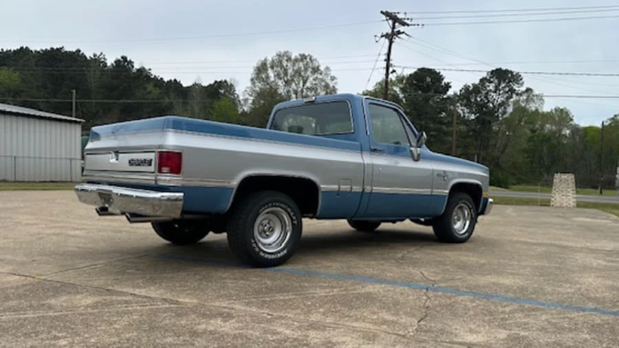1986 Chevrolet C/K 3rd Gen - Image 2 of 8