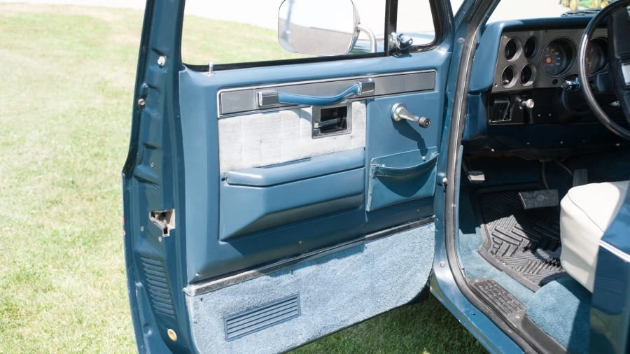 1986 Chevrolet C/K 3rd Gen - Image 16 of 24