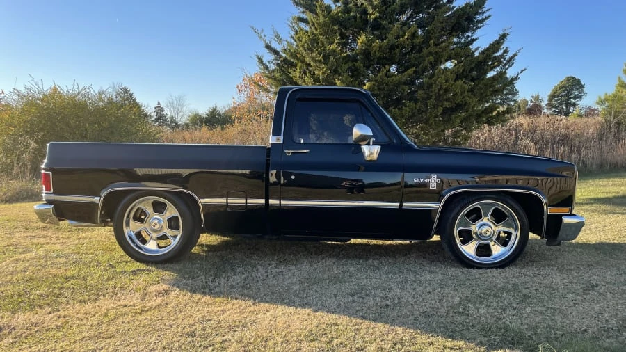 1986 Chevrolet C/K 3rd Gen - Image 2 of 19