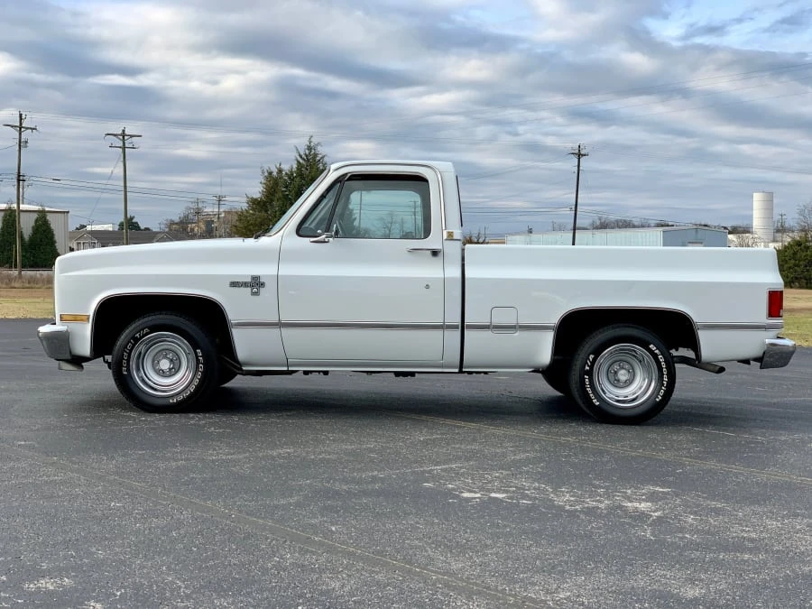 1986 Chevrolet C/K 3rd Gen - Image 2 of 31