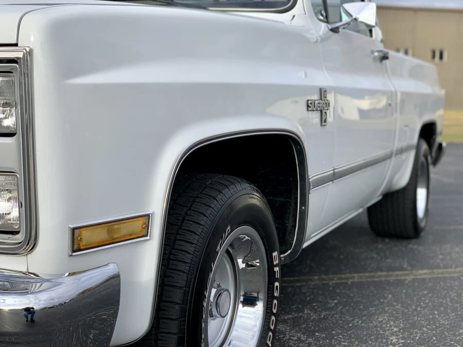 1986 Chevrolet C/K 3rd Gen - Image 4 of 31
