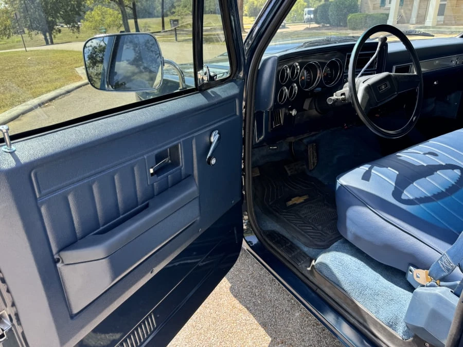 1986 Chevrolet C/K 3rd Gen - Image 8 of 13