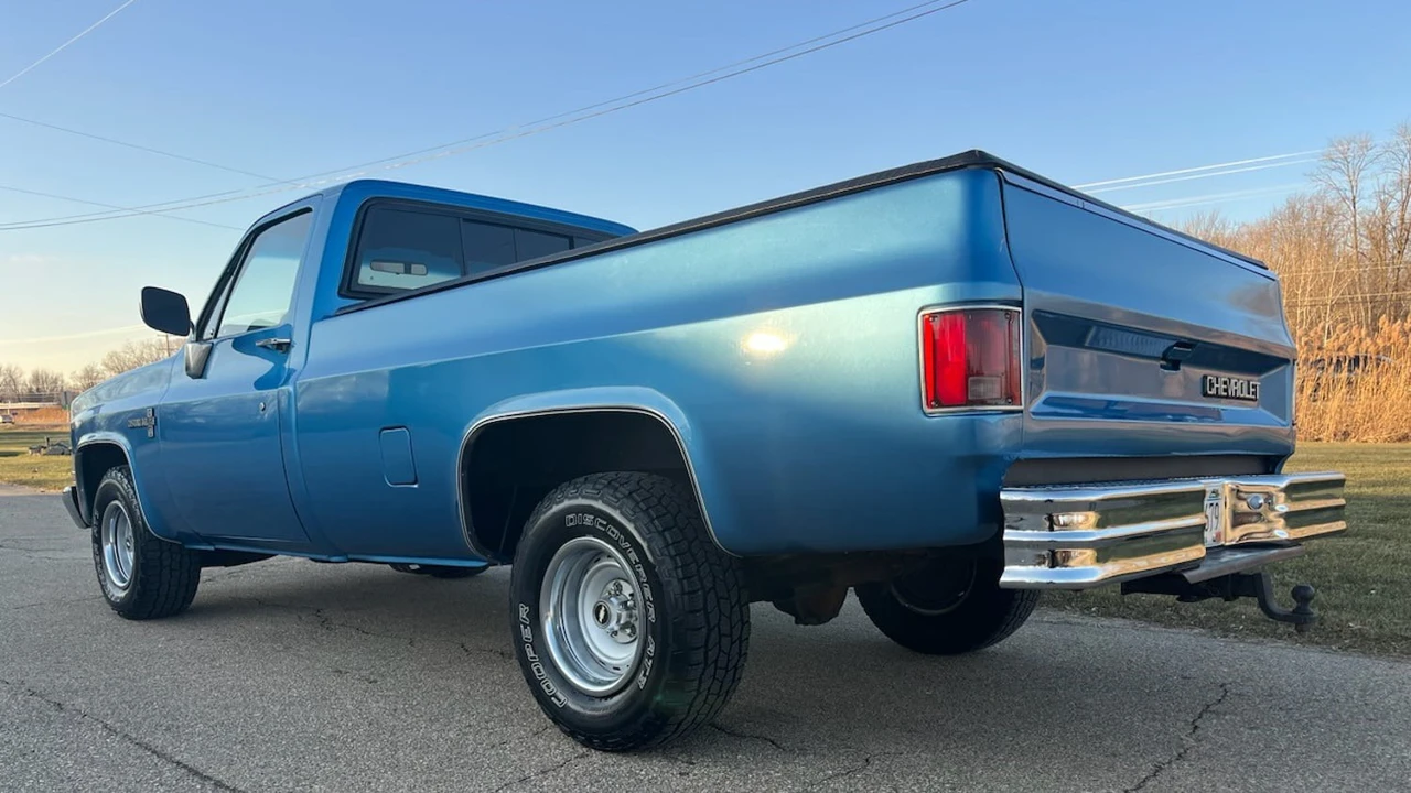 1986 Chevrolet C/K 3rd Gen - Image 2 of 8