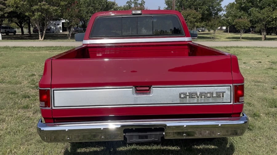 1986 Chevrolet C/K 3rd Gen - Image 4 of 16