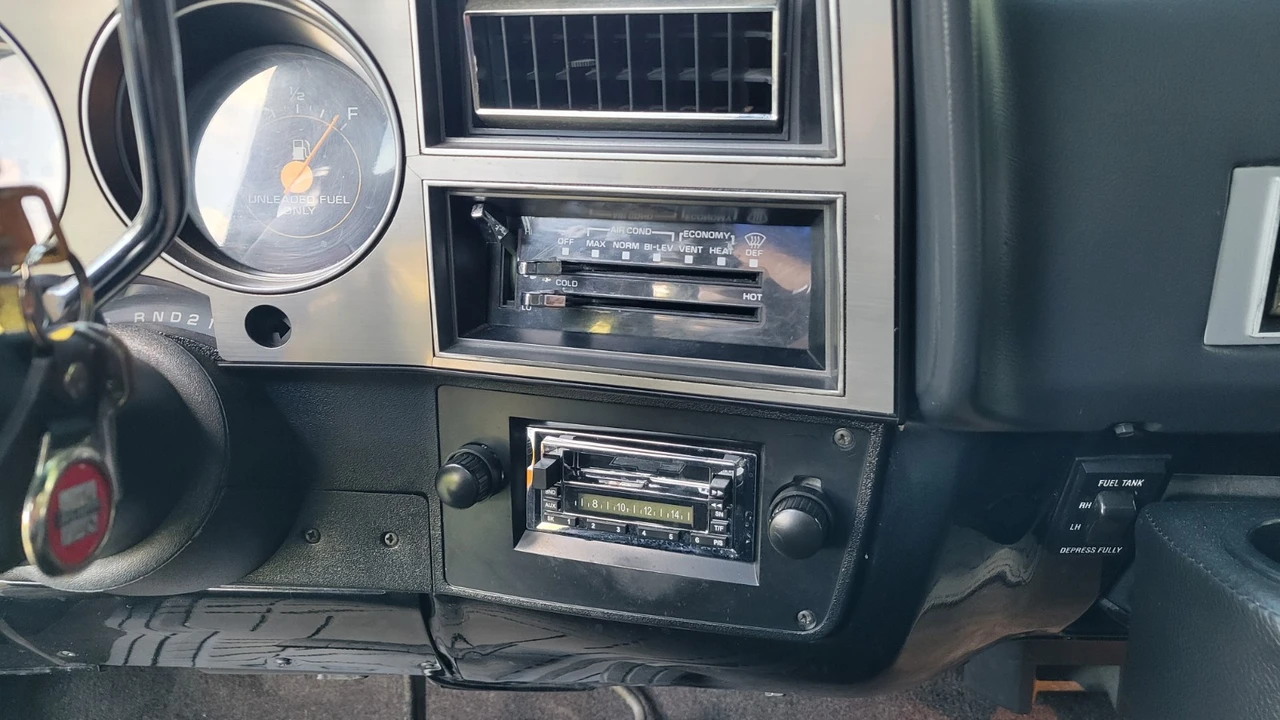 1986 Chevrolet C/K 3rd Gen - Image 12 of 15