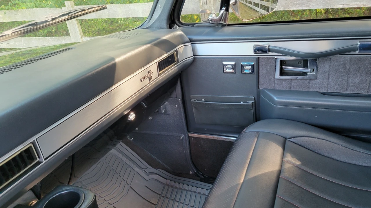 1986 Chevrolet C/K 3rd Gen - Image 10 of 15