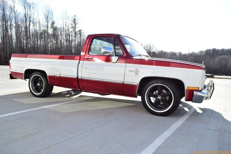 1986 Chevrolet C/K 3rd Gen - Image 2 of 31